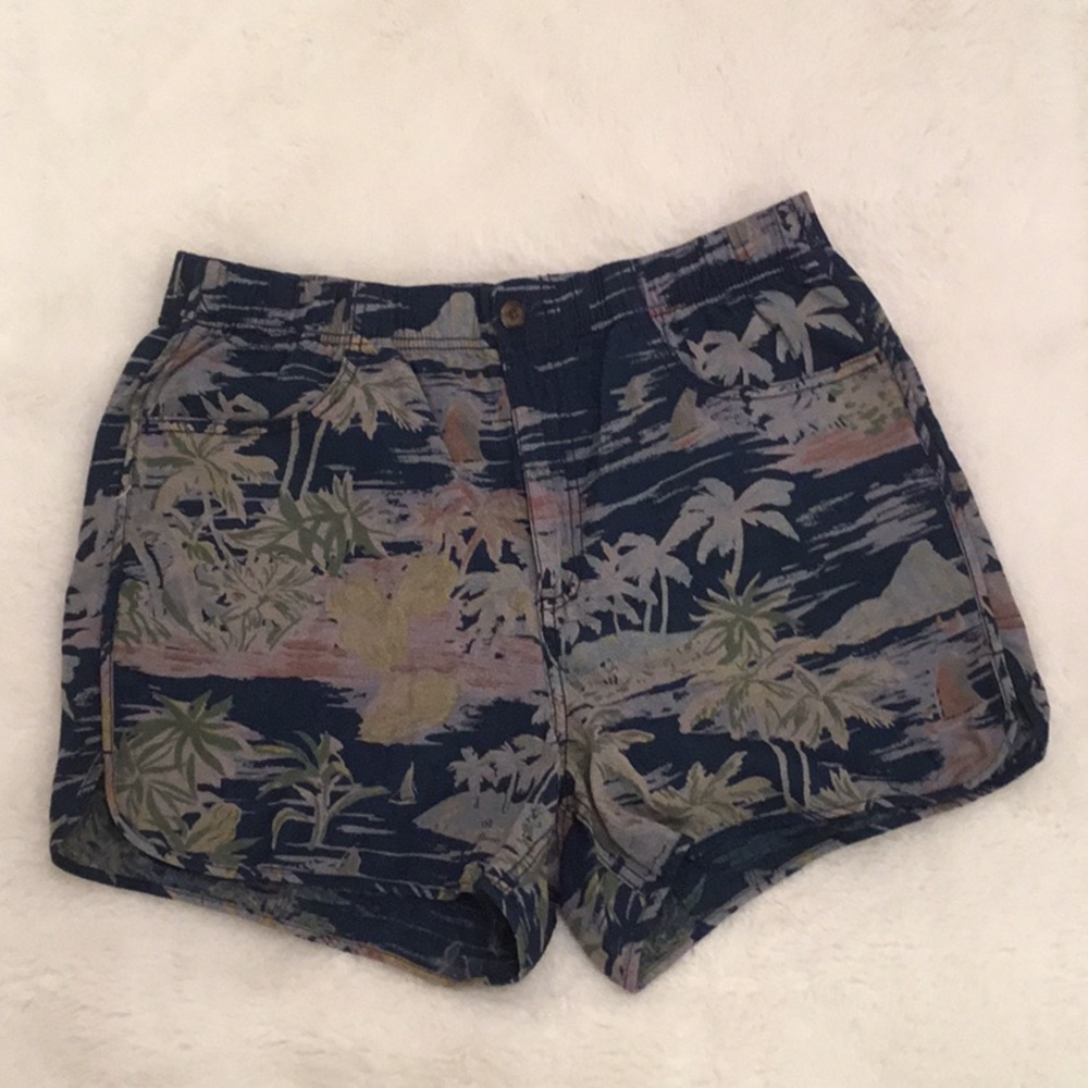 GAP Hawaiian shorts